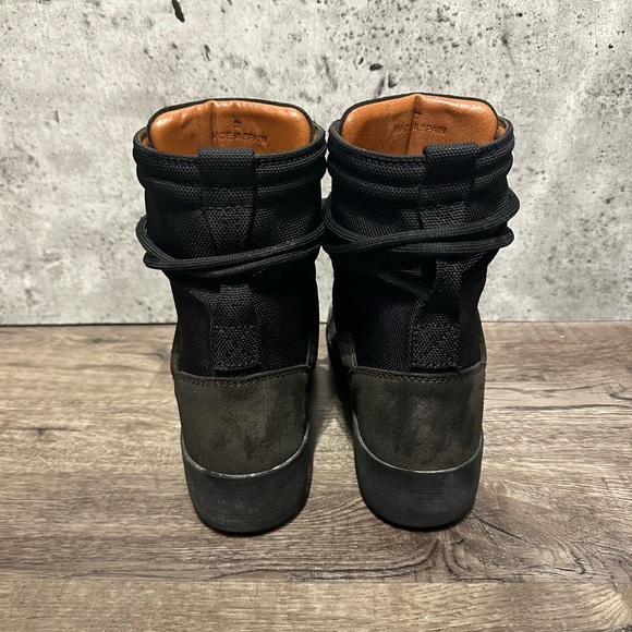YEEZY BOOTS SEASON 3 ONYX SHADE - Picture 2 of 5
